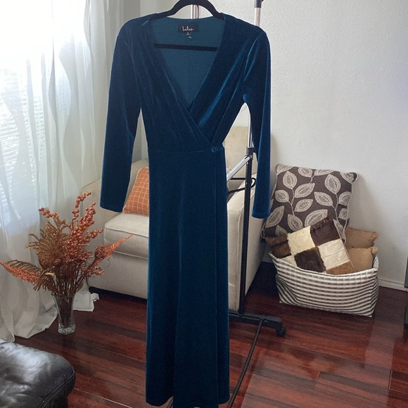 Jacinda Teal Blue Velvet Wrap Maxi Dress Size Small  ( I - 25 ) - Picture 6 of 7
